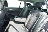 Volkswagen Golf 2.0TDi 110kW LOUNGE COMFORT - náhled 11