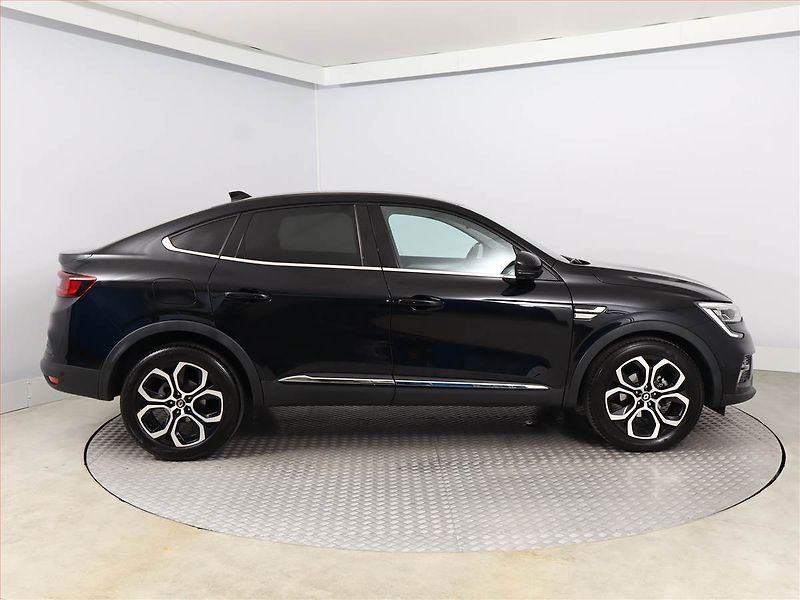 Renault Arkana (2022) Intens 1.3 TCe - fotka 6 z 16
