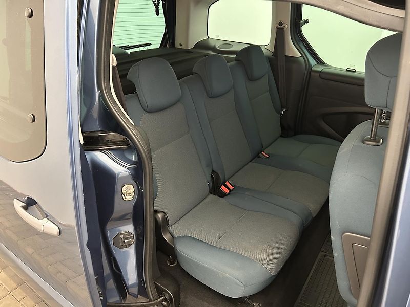 Citroën Berlingo 1.6 VTi Multispace Feel Editio - fotka 15 z 23