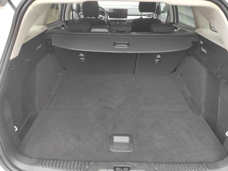 Ford Focus 1.0 EcoBoost mHev 114kw AT - fotka 10 z 44