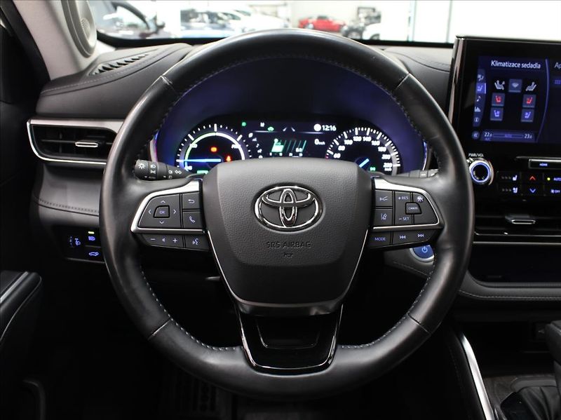 Toyota Highlander 2,5 Hybrid Exclusice 7-m. DPH - fotka 10 z 22