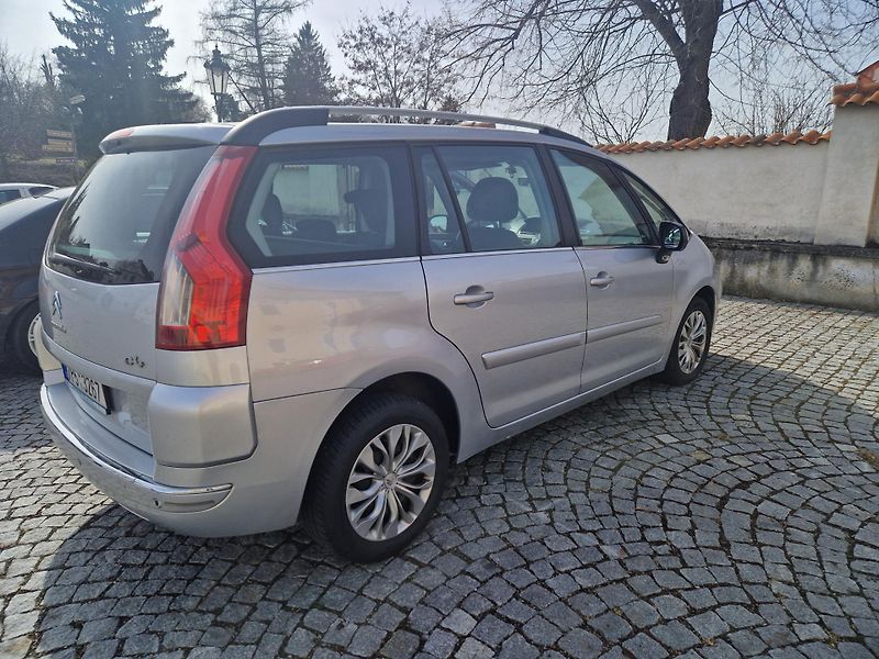 Citroën Grand C4 Picasso (2010) 1.6 /82kW - fotka 5 z 6
