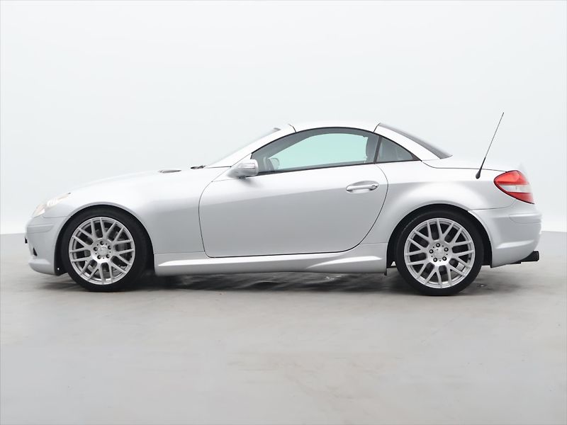 Mercedes-Benz SLK 3.5 350 V6 200kW Serv.kniha - fotka 4 z 38
