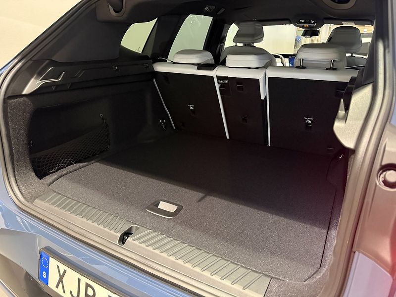 BMW iX3 50 xDrive M-Sport Inno Taž H/K - fotka 18 z 19