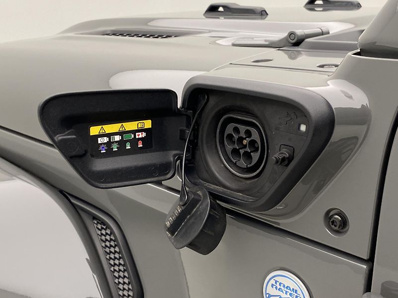 Jeep Wrangler UNLIMITED PHEV 4xE CZ 1.maj - fotka 36 z 61