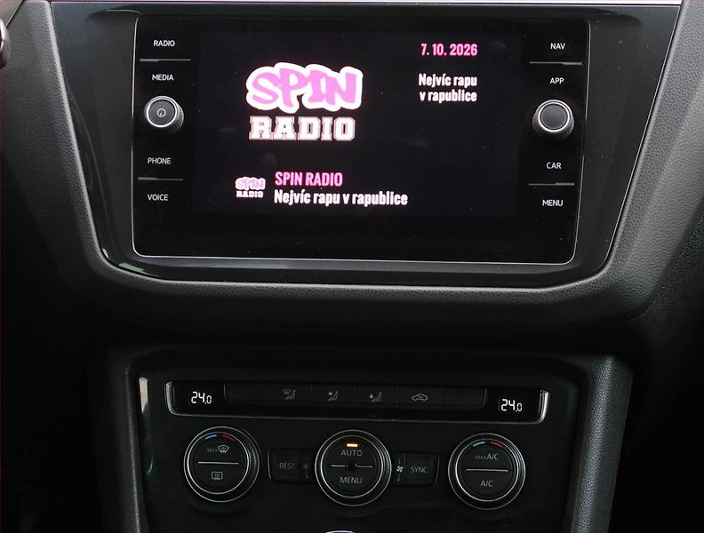 Volkswagen Tiguan (2019) Comfortline 2.0 TDI, 4X4 - fotka 12 z 22