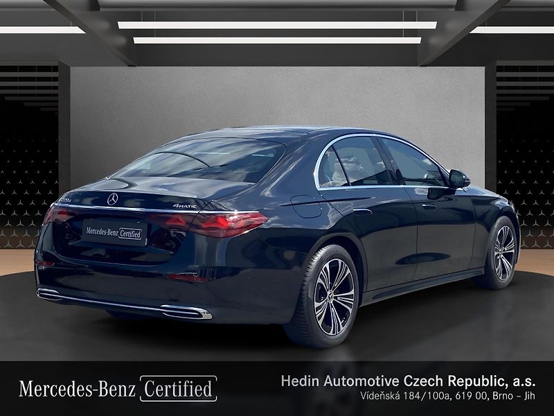 Mercedes-Benz Třídy E E 220 d 4M Avantgarde - fotka 5 z 26