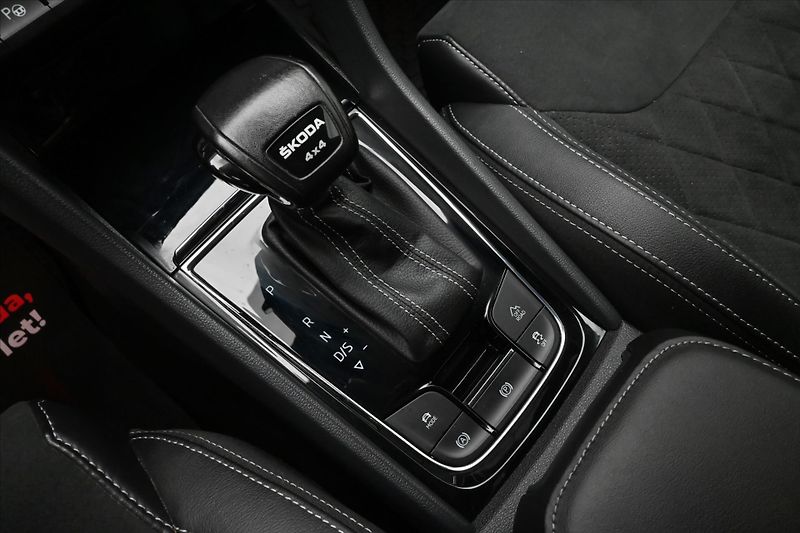 Škoda Kodiaq 2,0 TDI 147KW DSG 4x4 SportLIN - fotka 23 z 33