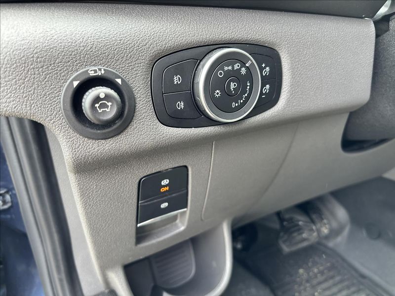 Ford Transit 0,0 Trend 68kWh 198kW269k L2 - fotka 23 z 40