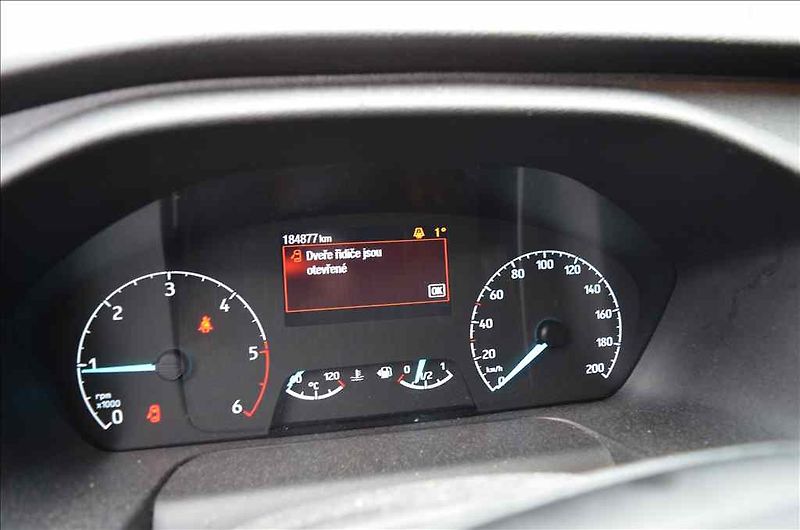 Ford Transit (2021) CUSTOM 2,0 D - fotka 13 z 17