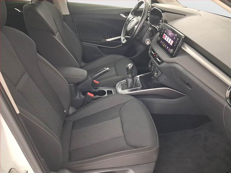 Škoda Fabia (2022) Style 1.0 TSI, Serv.kniha - fotka 9 z 21