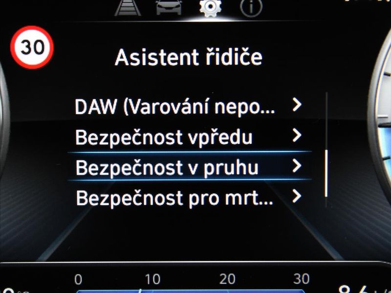 Hyundai Tucson 1,6 T-GDI Smart 71tkm.TZ 1maj. - fotka 13 z 24