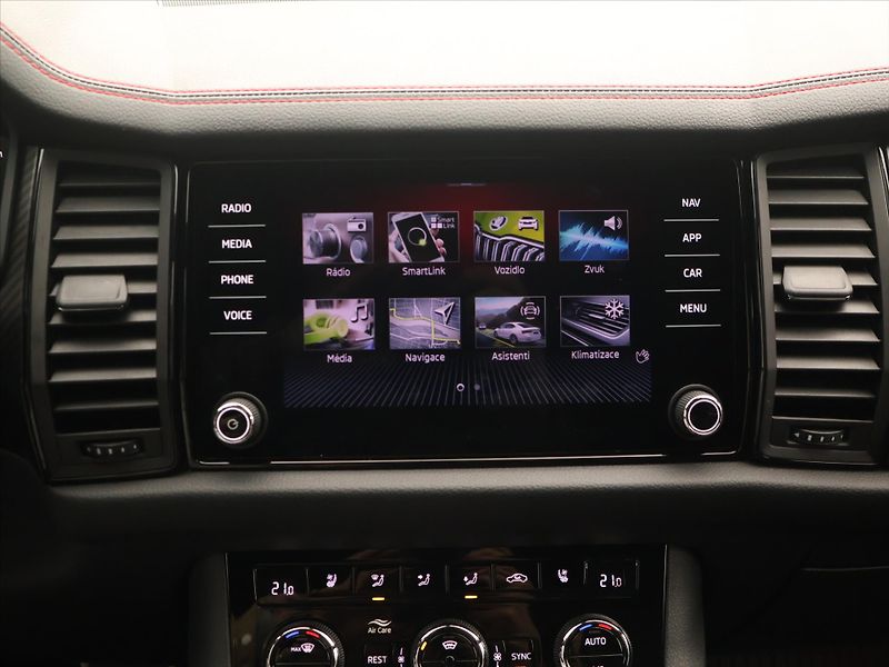 Škoda Kodiaq 2,0 TSI RS 180kW DSG 4x4 DPH - fotka 20 z 32