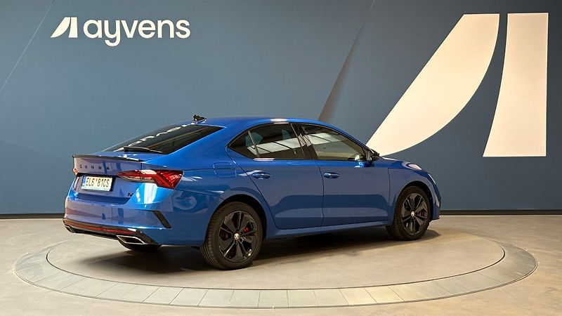 Škoda Octavia 1.4 TSI iV 180kW DSG RS - fotka 2 z 15