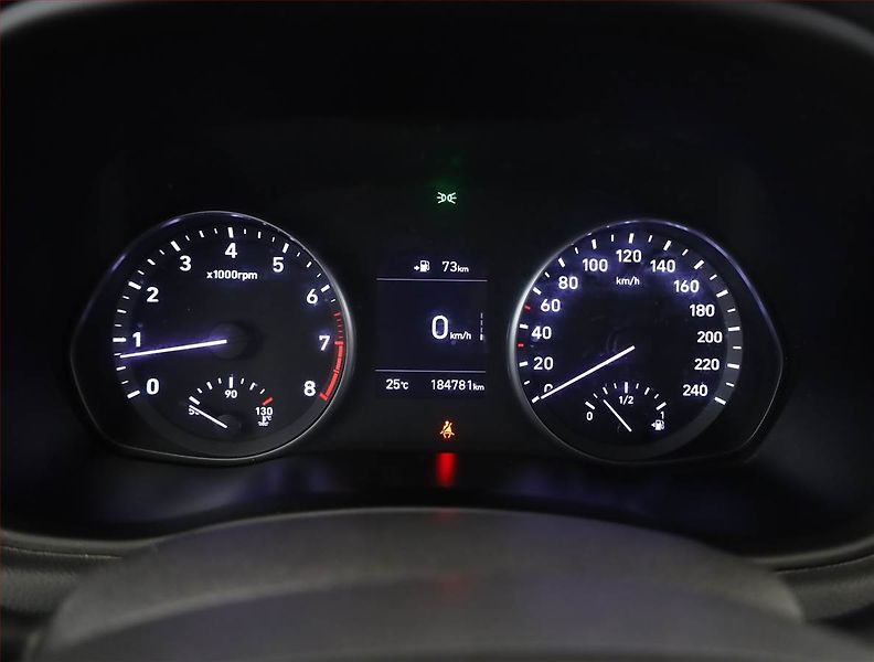 Hyundai i30 (2018) 1.4 T-GDI, ČR,1.maj - fotka 9 z 18