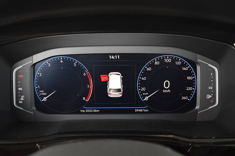 Volkswagen Touran (2023) 1.5TSI 110kW,LED,Manuál - fotka 11 z 22