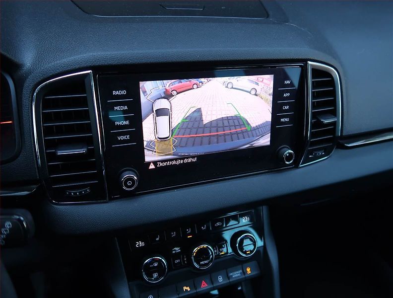 Škoda Karoq (2022) Style Plus 1.5 TSI - fotka 19 z 20