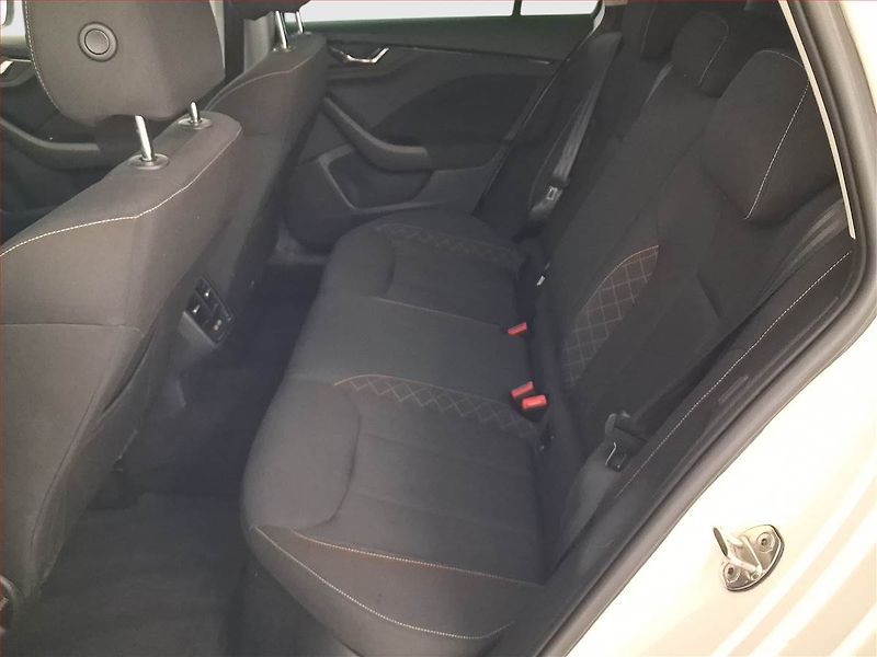 Škoda Scala (2020) 1.0 TSI, Tempomat - fotka 10 z 19
