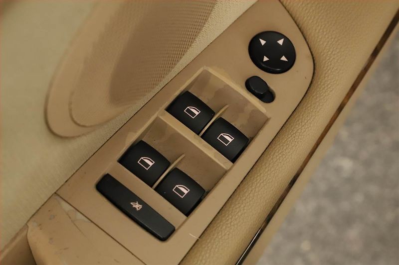 BMW Řada 3 (2005) 318 i, po STK, jezdí výborně - fotka 10 z 13