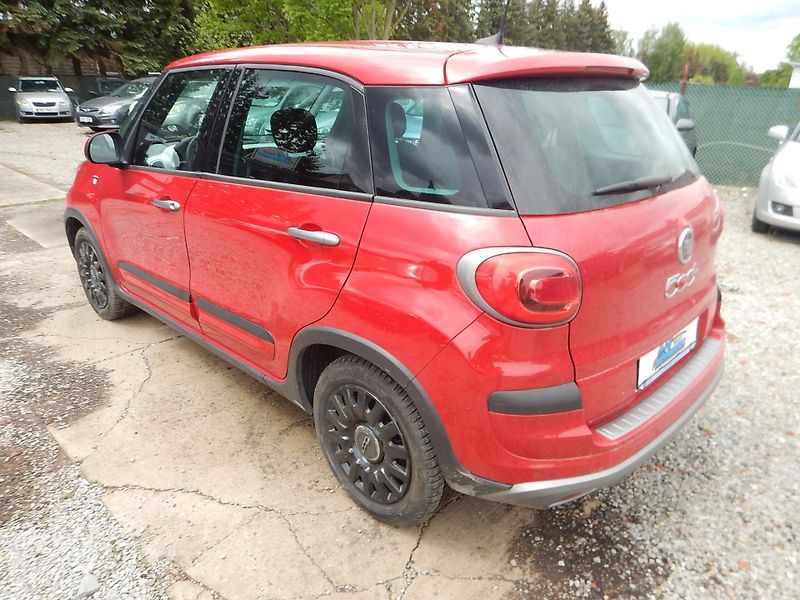 Fiat 500L 1.4i, KLIMA, 70 kW, TAŽNÉ - fotka 8 z 28