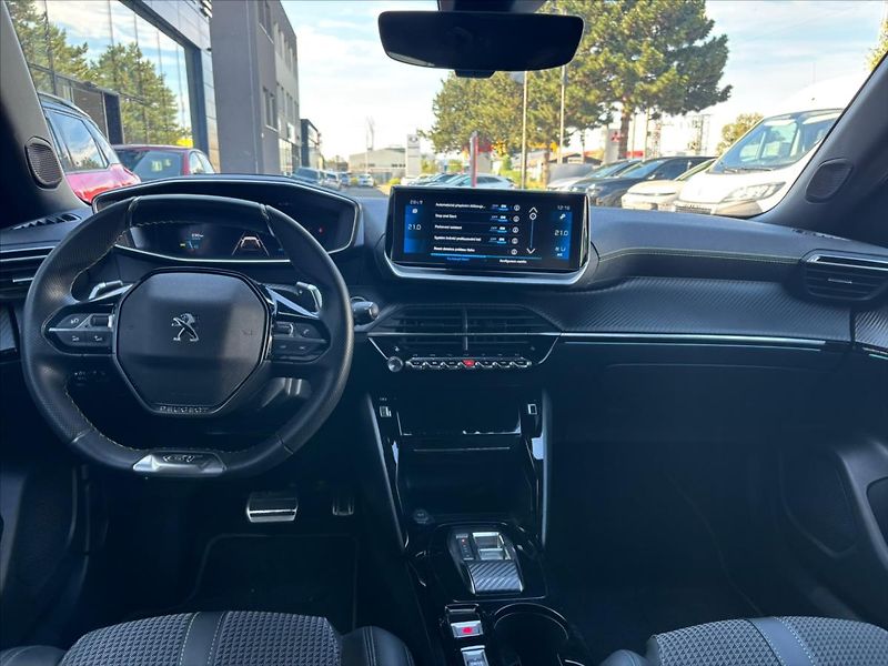 Peugeot 2008 1,2 PT  GT CZ nehavarováno - fotka 14 z 24