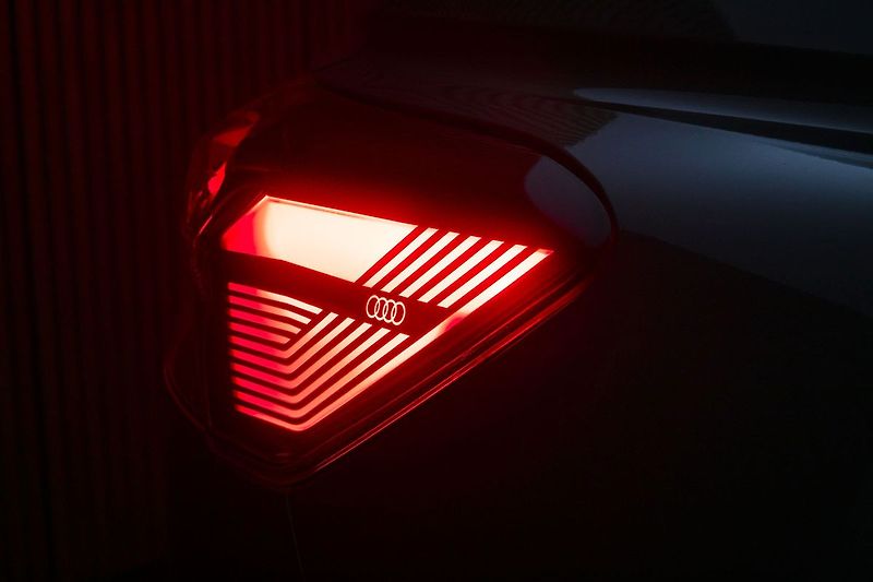 Audi Q4 e-tron 50 220kW Quattro S-Line EdiOne - fotka 10 z 33