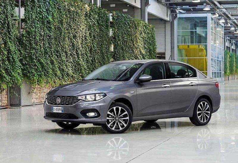 Škoda Fabia v posledních měsících výrazně podražila a vypadla z desítky nejlevnějších hatchbacků.
