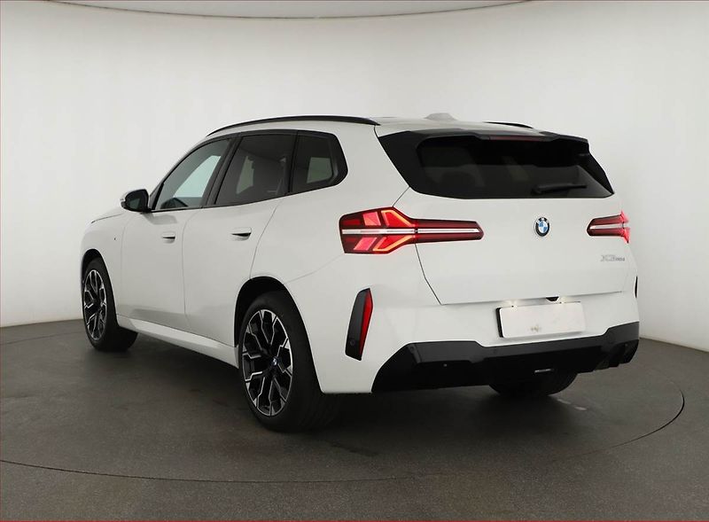 BMW X3 (2025) 20d xDrive - fotka 4 z 29