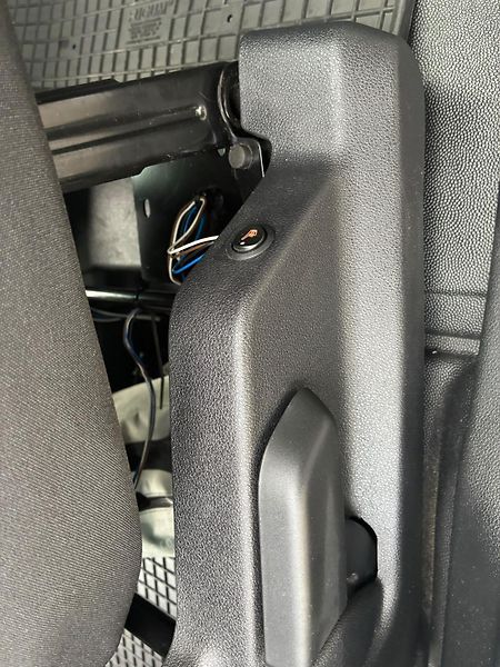 Peugeot Partner (2020) 1.5HDi, 96KW,VYHŘ. SEDADLA,DPH - fotka 26 z 26