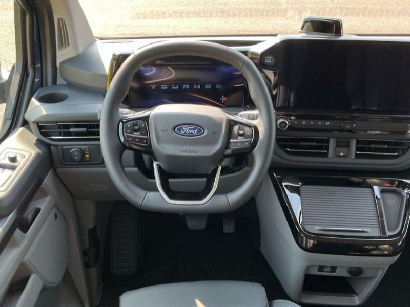 Ford Tourneo Custom 2.0D,125KW,CZ,DPH,1.MAJ - fotka 8 z 28