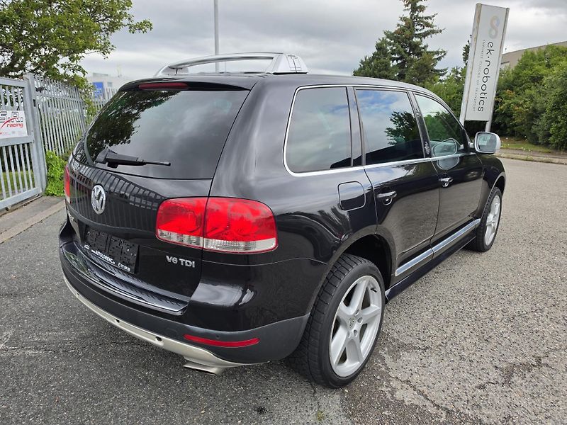 Volkswagen Touareg (2006) 3.0TDI 165Kw King Kong - fotka 5 z 26