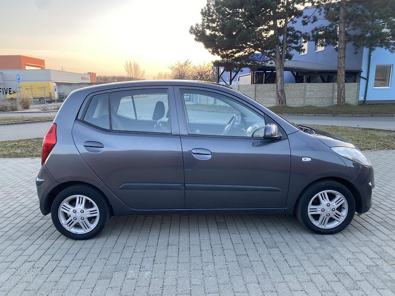 Hyundai i10 (2012) 1.1i STYLE,KLIMA, VÝB.STAV!! - fotka 6 z 35