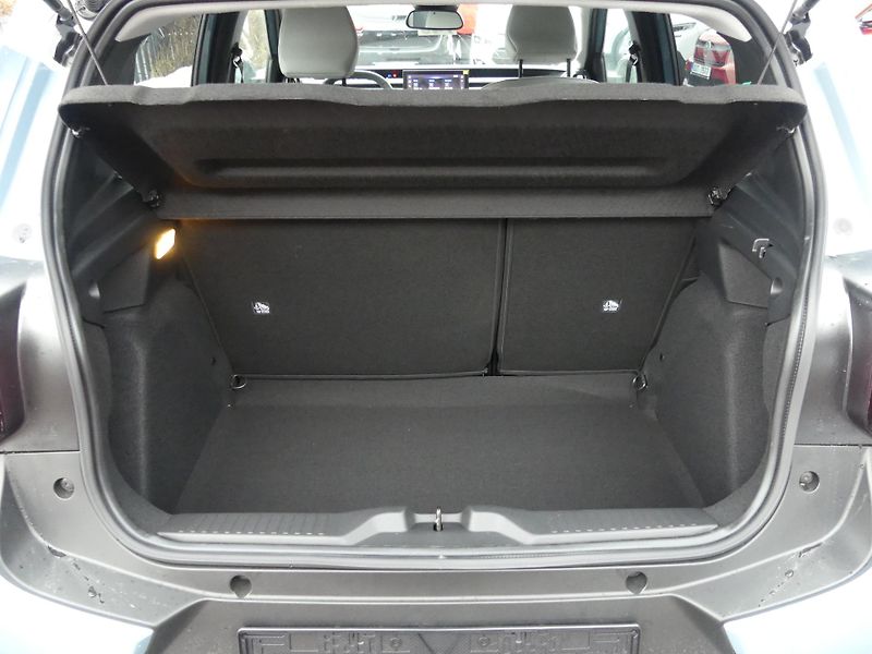 Citroën C3 (2026) MAX Turbo 100k Manual  - fotka 11 z 22