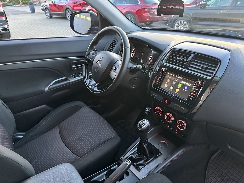Mitsubishi ASX (2018) 1.6i Mivec Xenony Navi Kamera - fotka 15 z 46