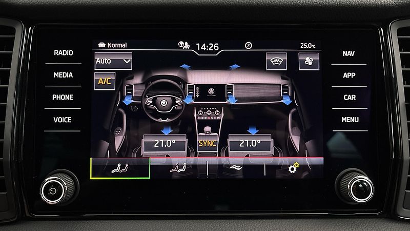 Škoda Kodiaq 2.0 TDI DSG 4x4 Sportline - fotka 27 z 29