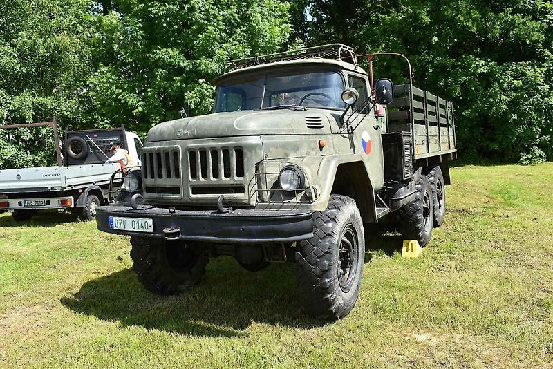 Na varnsdorfském koupališti si dali sraz majitelé veteránů.