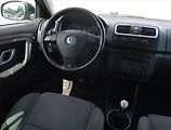 Škoda Fabia (2007) Sport 1.4 16V, nová STK - náhled 7