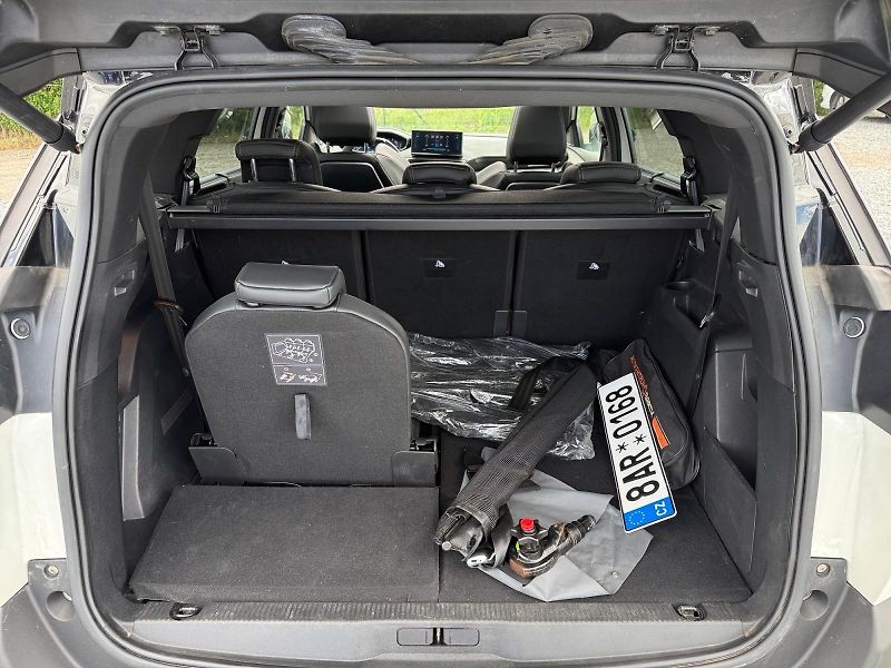 Peugeot 5008 (2021) PACK 2.0BHDi 130kW CZ TAŽNÉ CZ - fotka 6 z 11