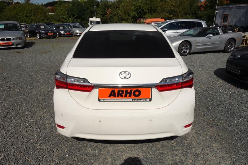 Toyota Corolla 1,6 VVT-i + LPG, ČR, AUTOMAT. - fotka 4 z 5