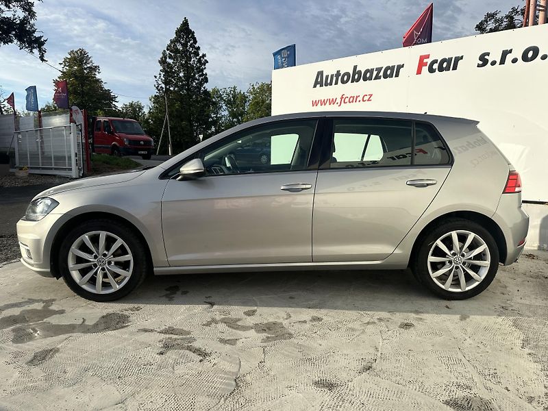 Volkswagen Golf (2017) 1,6 TDI 85kW, rezervace - fotka 4 z 25