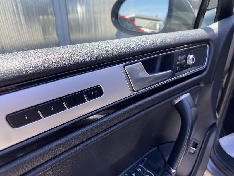 Volkswagen Touareg 3.0TDi 4x4 FL 2017 ELEGANCE 1A - fotka 149 z 176