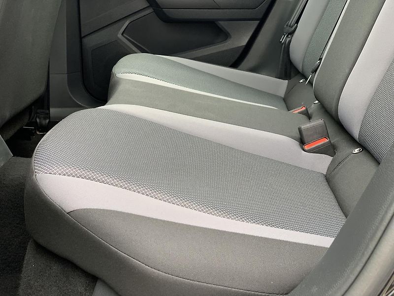 Seat Arona Xcellence 1.0TSi 70kw odp.DPH - fotka 26 z 44