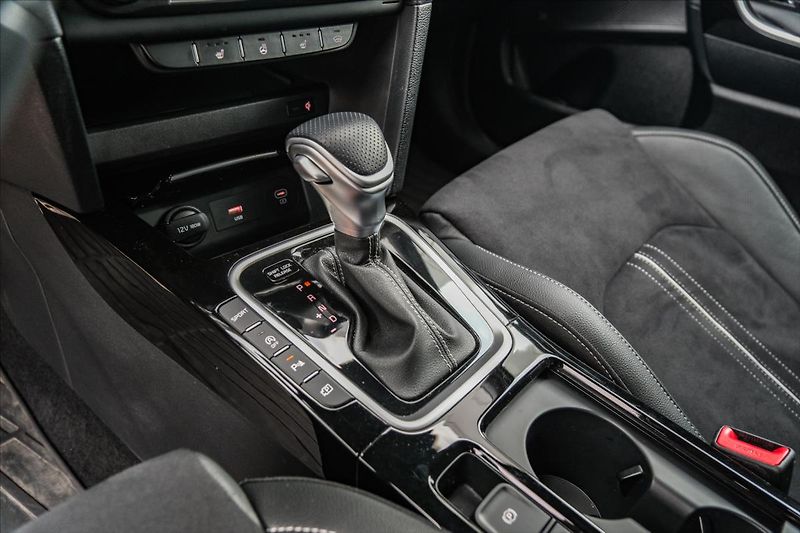 Kia ProCeed 1,5 T-GDi GPF 7DCT  GT LINE PL - fotka 19 z 25