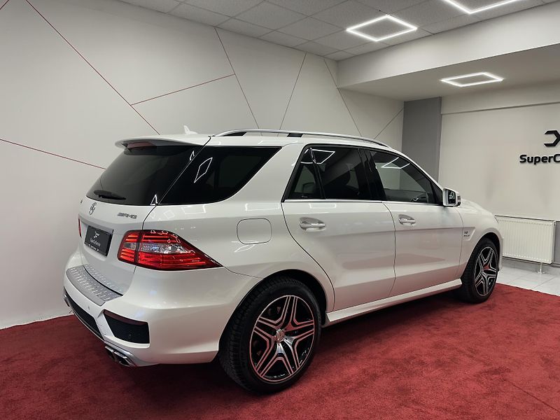 Mercedes-Benz Třídy M (2012) ML63 AMG DESIGNO*PANO*CZ*TAŽNÉ - fotka 4 z 19