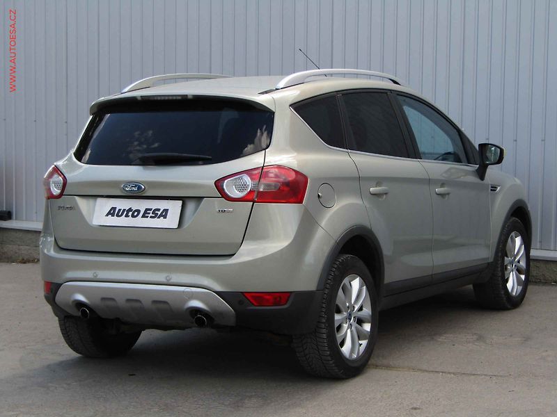 Ford Kuga (2009) 2.0 TDCi 4x4, ČR, AC, park. - fotka 4 z 20