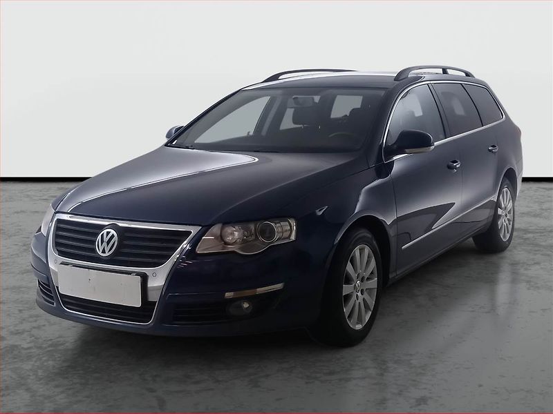 Volkswagen Passat (2009) Comfortline 2.0 TDI - fotka 2 z 16