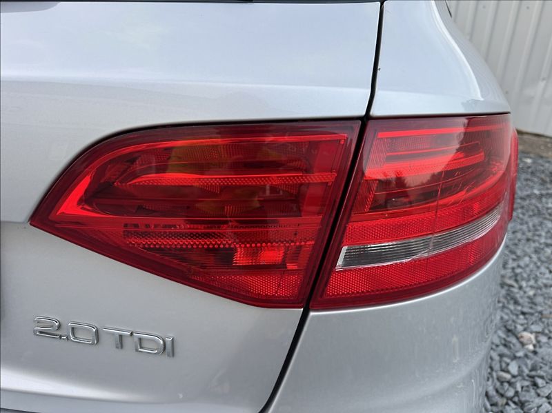 Audi A4 2,0 TDI 105kW AVANT - fotka 16 z 50