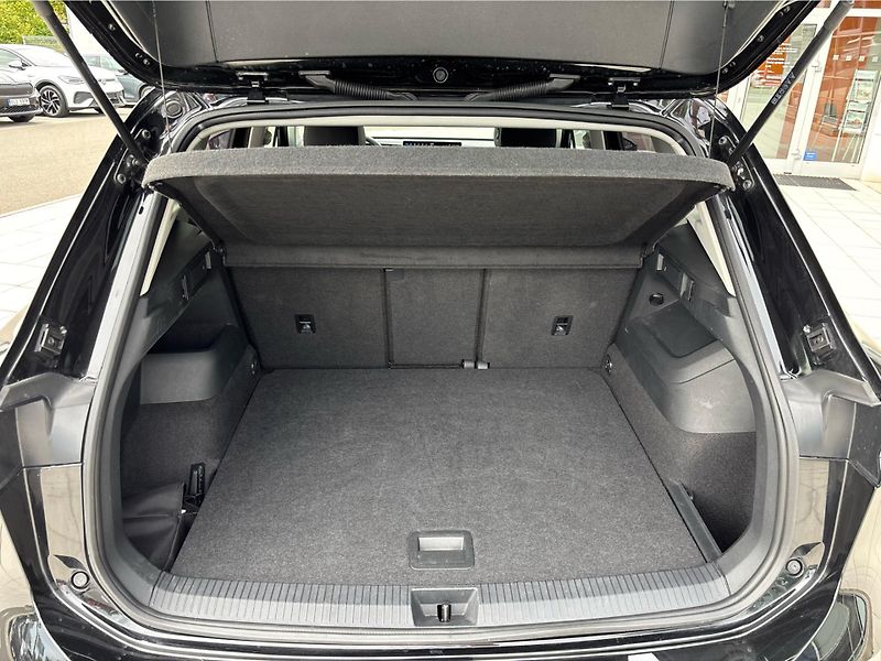 Volkswagen Tiguan Life 2,0 TDI 110 kW GOAL - fotka 29 z 30