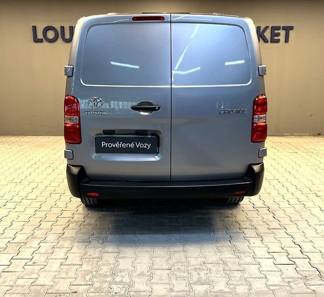 Toyota ProAce 2.0 COMFORT L2 - fotka 11 z 13
