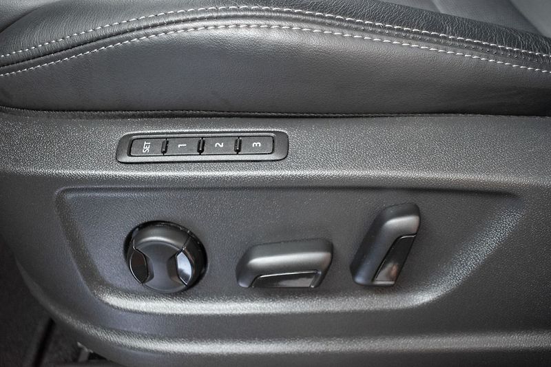 Škoda Kodiaq TDI 147kW 4x4*STYLE*TAŽNÉ*ČR 1 - fotka 17 z 42